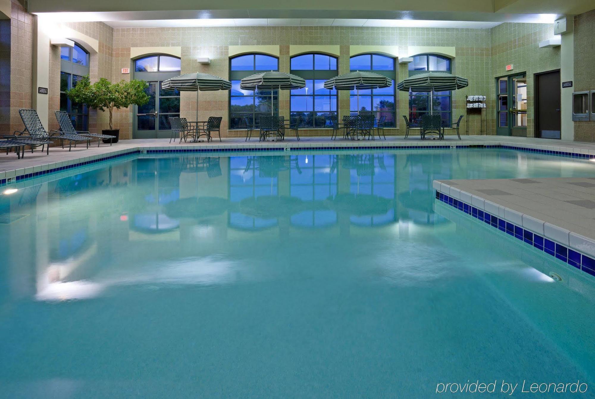 Hotel Doubletree By Hilton Pleasant Prairie Kenosha, Wi Exterior foto